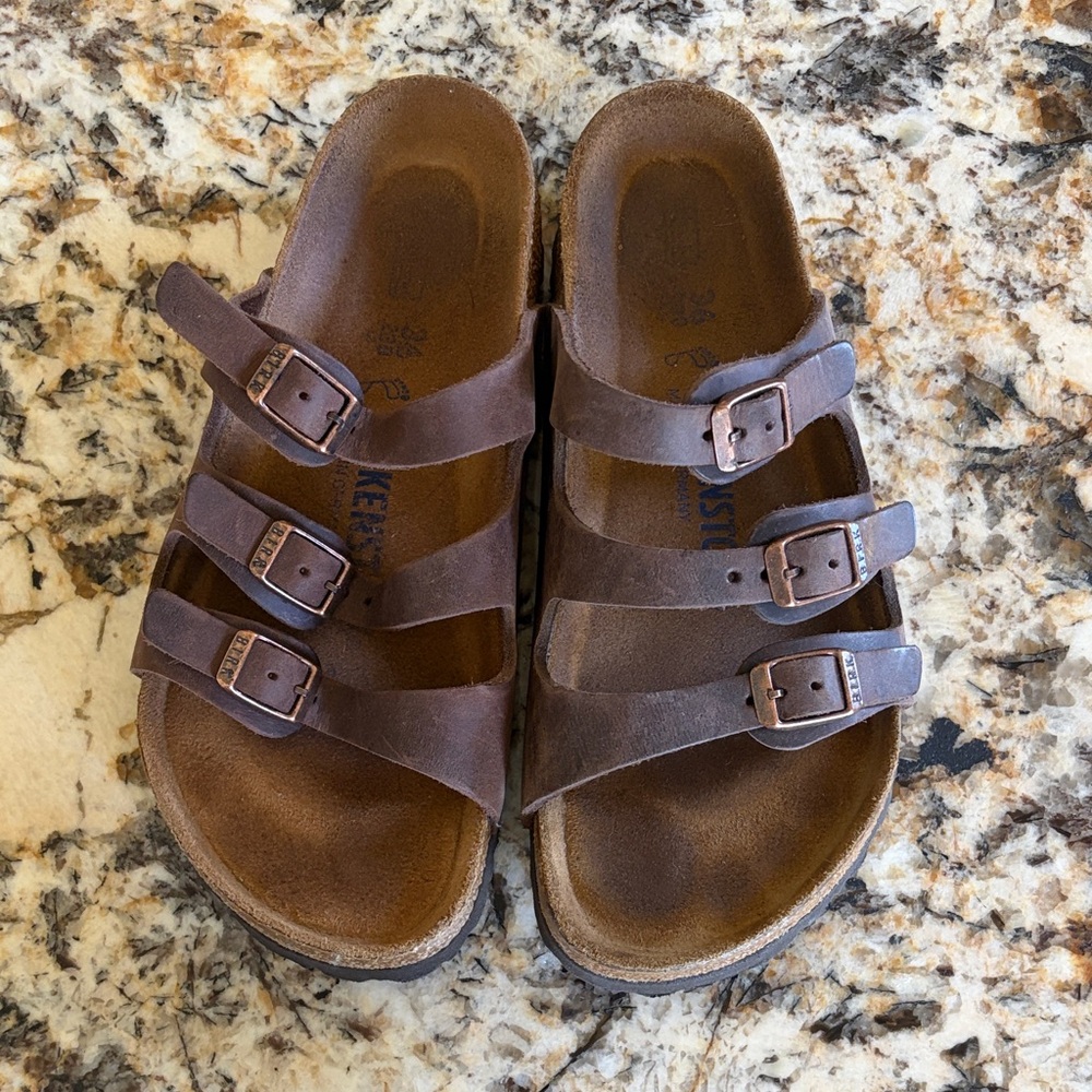 Birkenstock women’s Brown Triple Strap Sandals